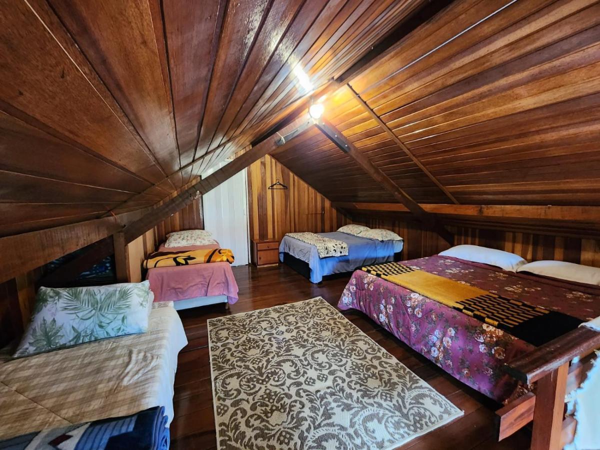 Homestay A Casa Girassol Campos do Jordao