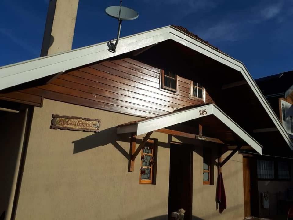 Homestay A Casa Girassol Campos do Jordao